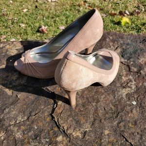 Women's Style&Co suede, patent leather pumps